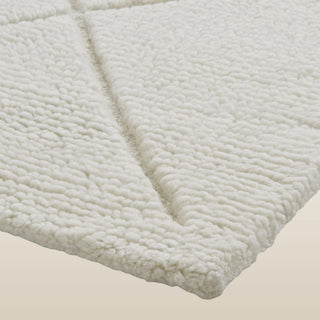 Cotswold | Wool Rug in Homewares from Oriana B www.orianab.com