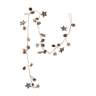 Rustic Scandi Inspired Garland in Christmas Decorations from Oriana B www.orianab.com